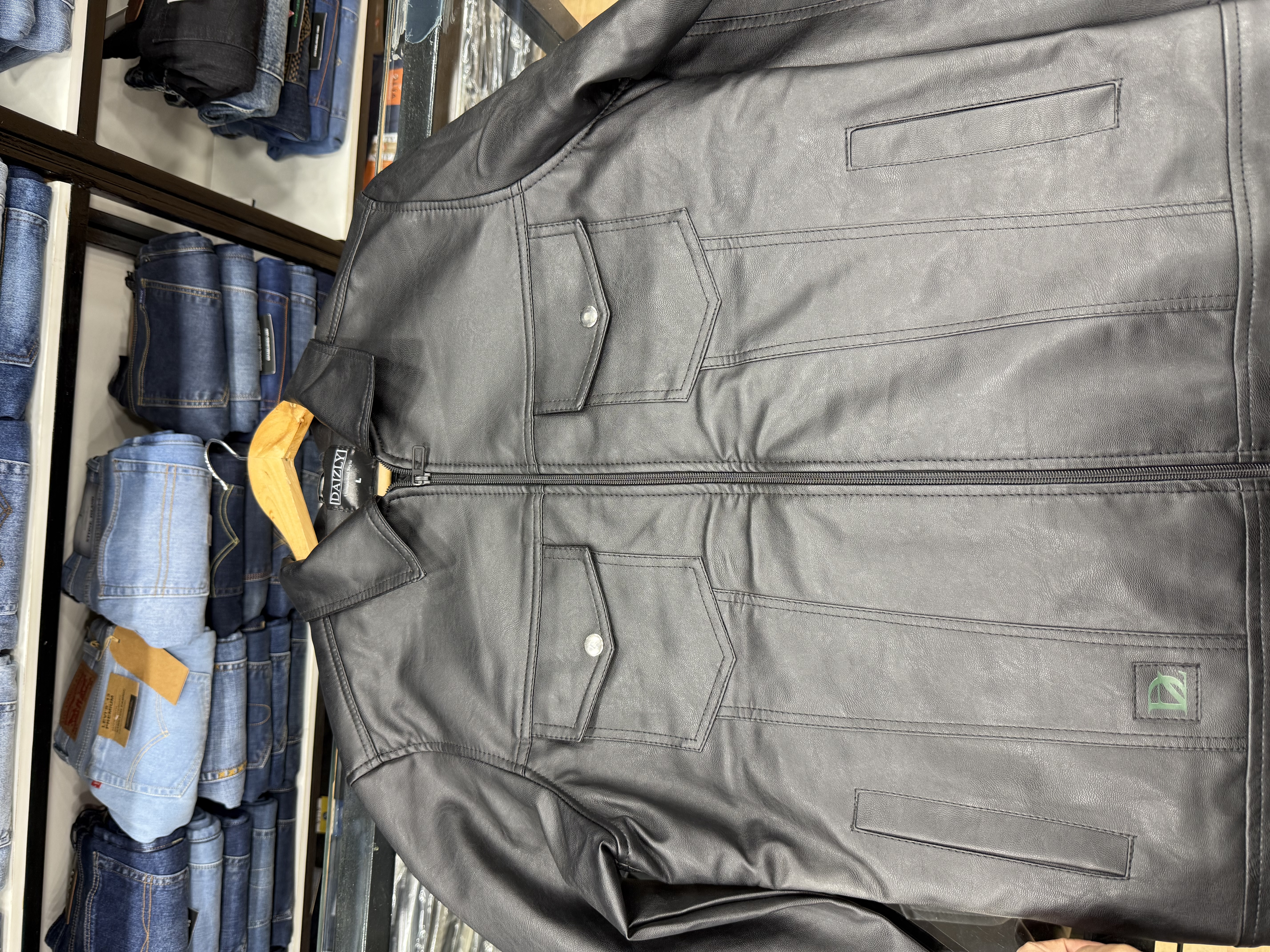 Daizly black jacket two pockets